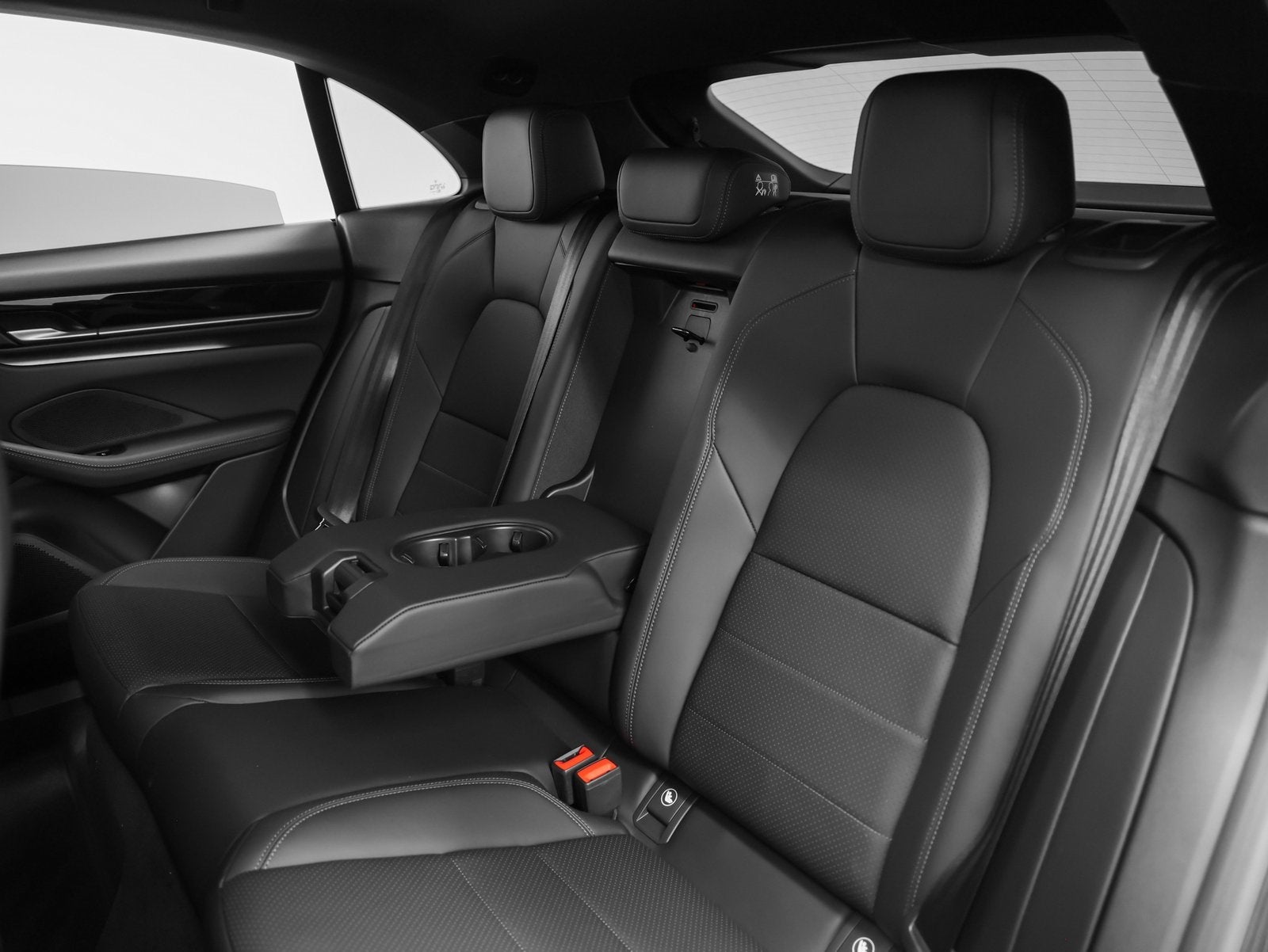 2025 Porsche Macan Macan 4 Electric