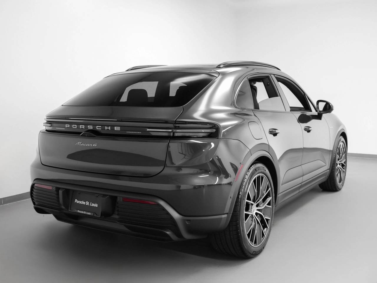 2025 Porsche Macan Macan 4 Electric