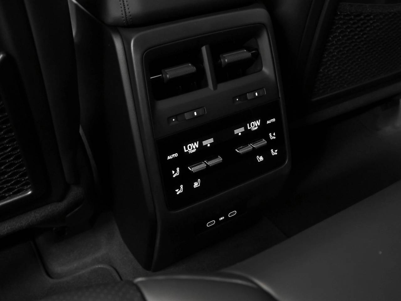 2025 Porsche Macan Macan 4 Electric