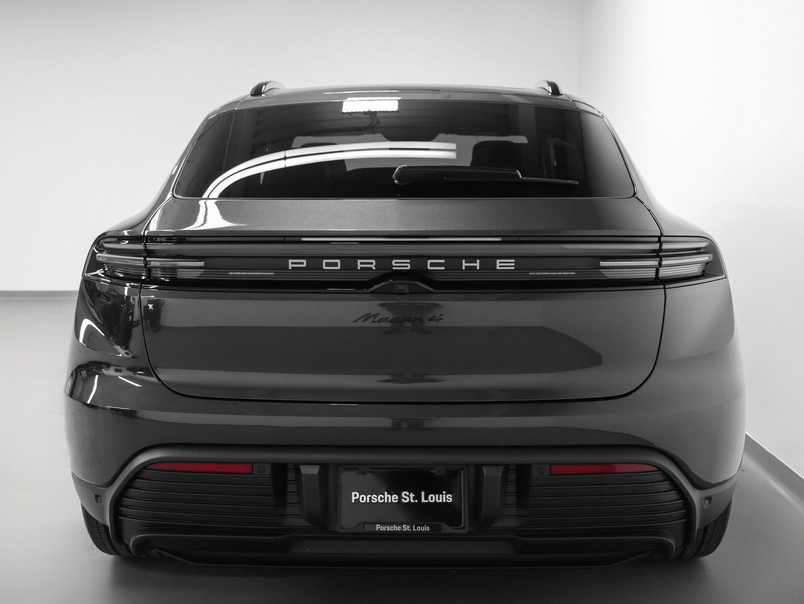 2026 Porsche Macan Macan 4 Electric