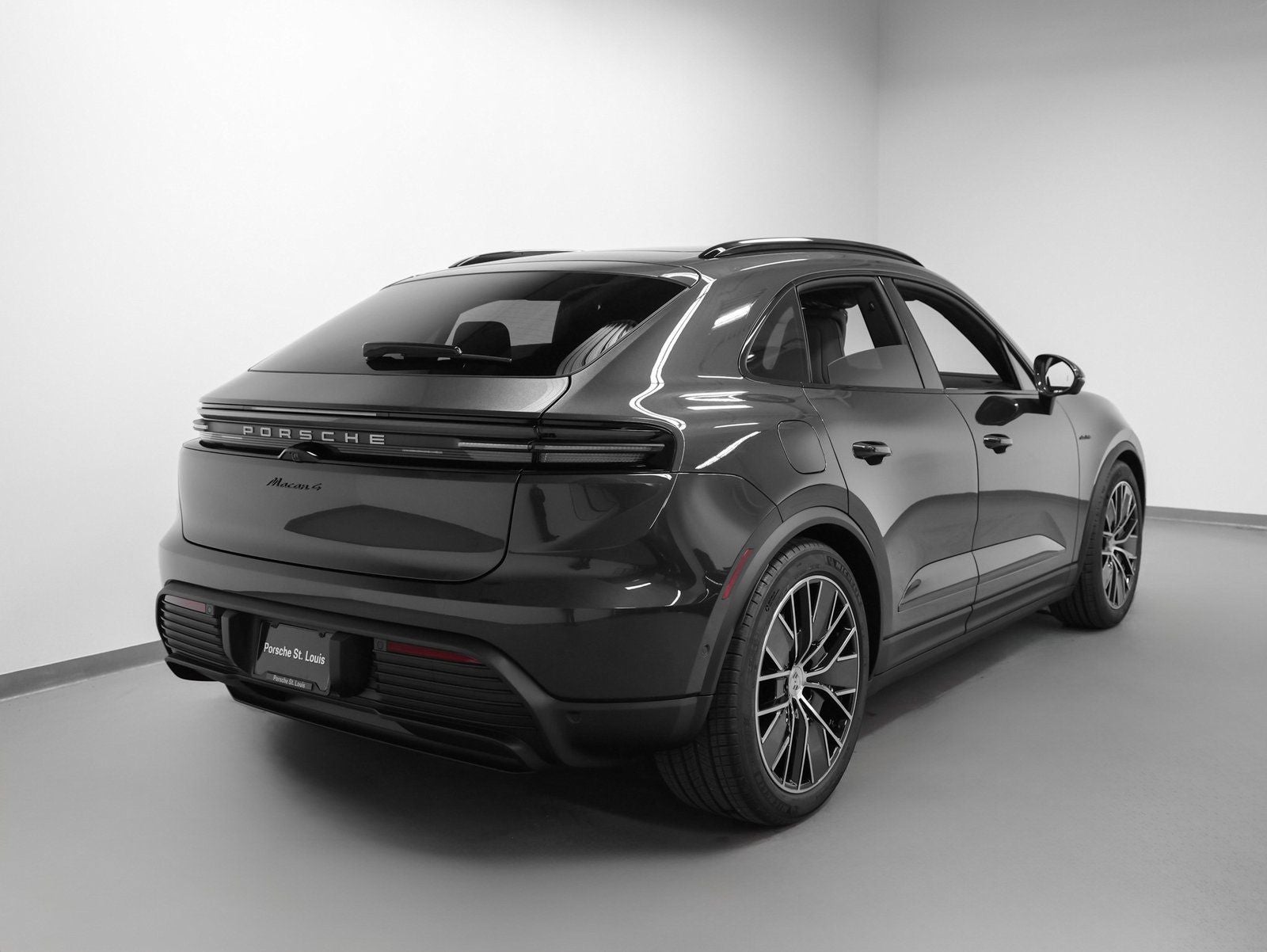2026 Porsche Macan Macan 4 Electric