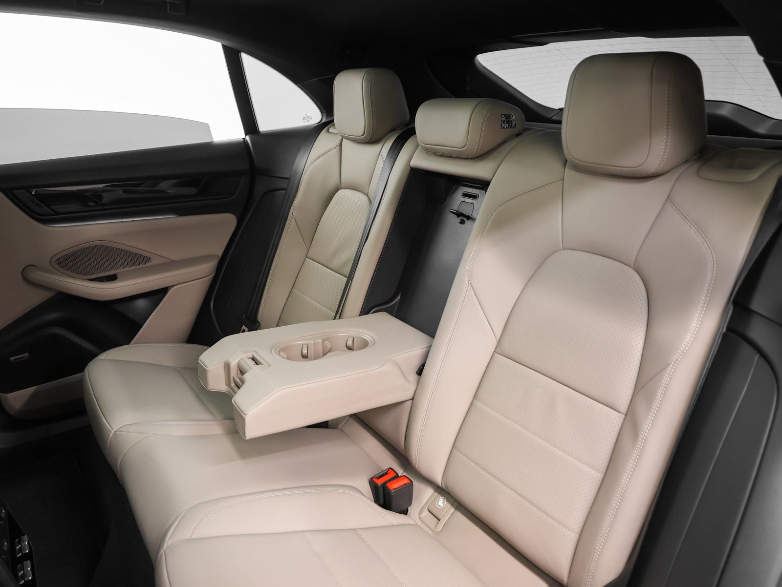 2026 Porsche Macan Macan 4 Electric