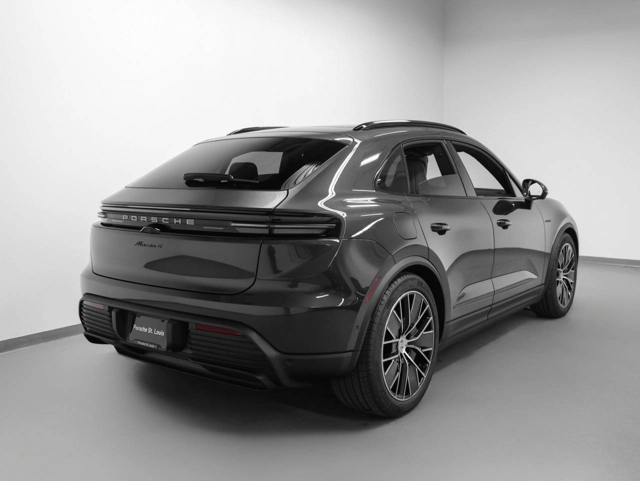 2026 Porsche Macan Macan 4 Electric