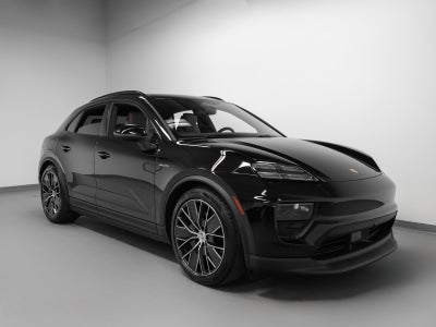 2026 Porsche Macan Electric 4