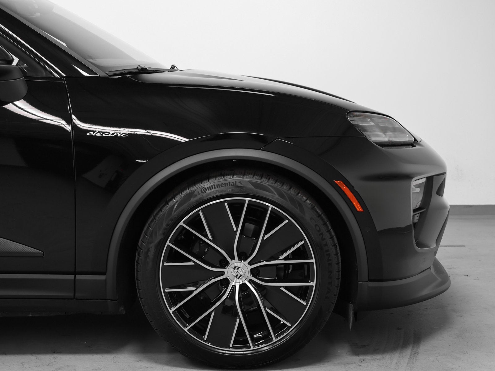 2026 Porsche Macan Electric 4