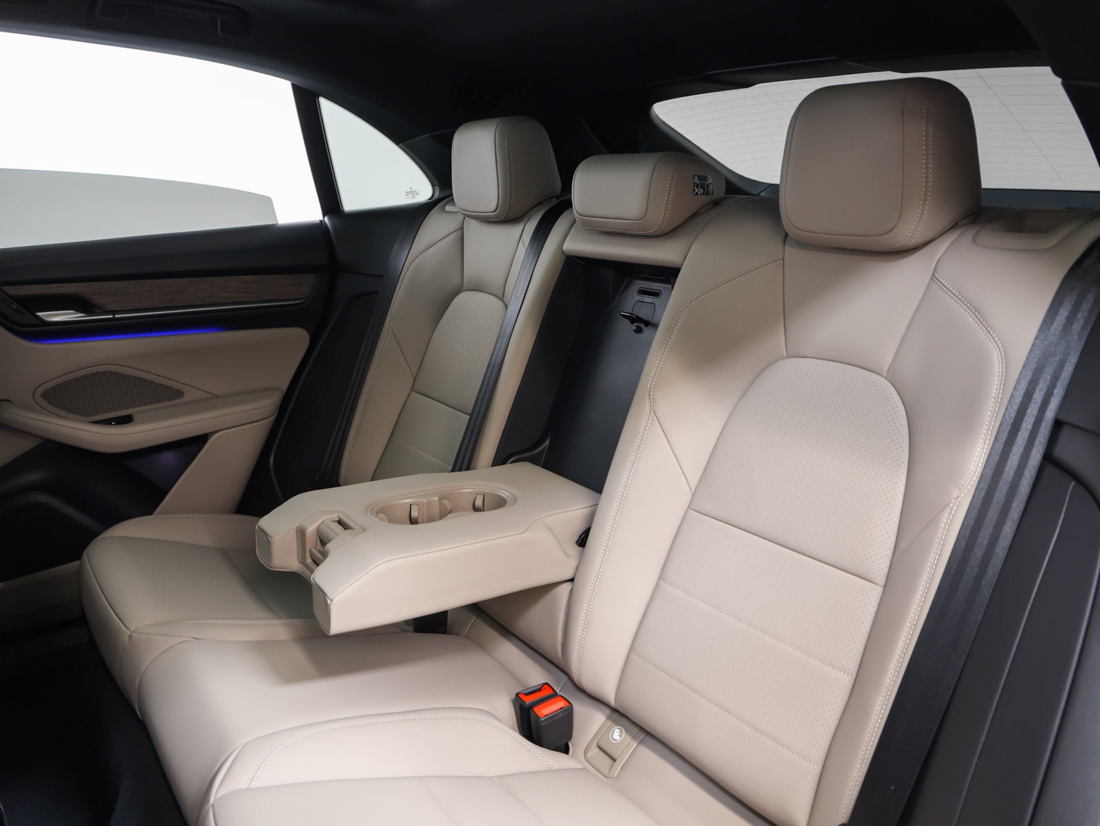 2026 Porsche Macan Electric 4