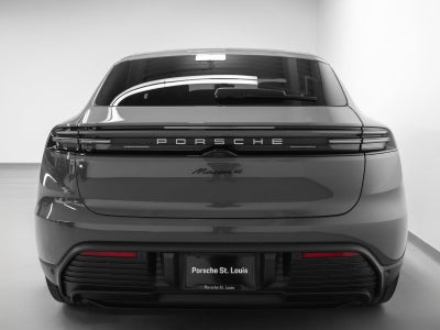 2026 Porsche Macan Macan 4 Electric