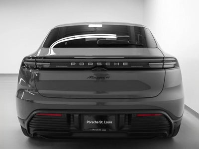 2026 Porsche Macan Macan 4 Electric