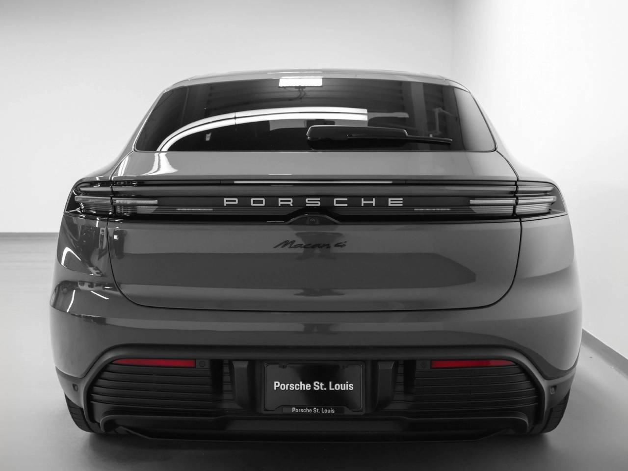 2026 Porsche Macan Macan 4 Electric