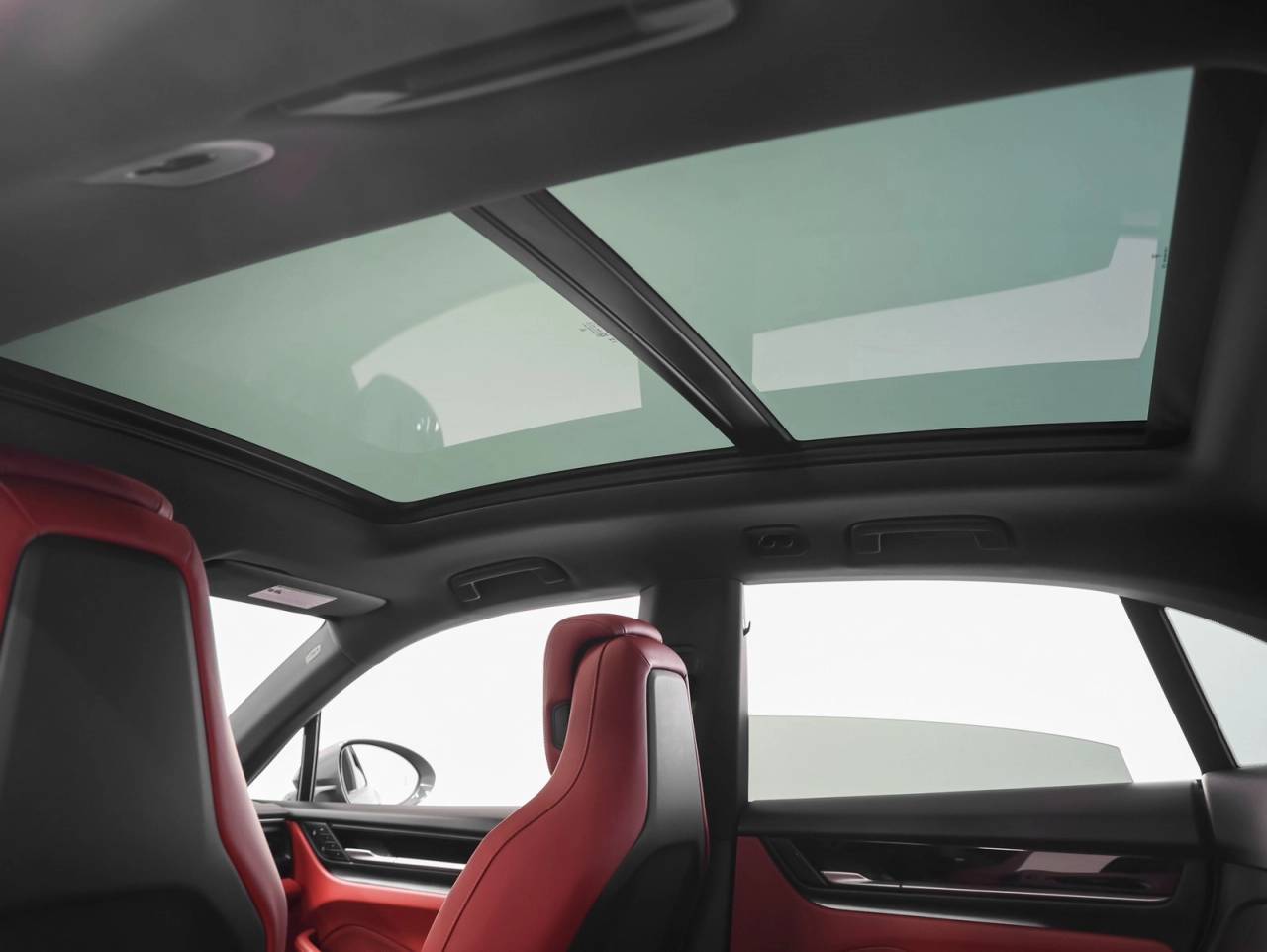 2026 Porsche Macan Macan 4 Electric