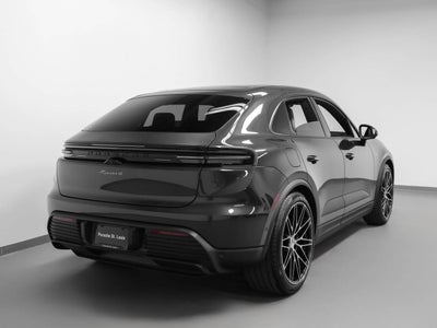 2026 Porsche Macan 4 Electric