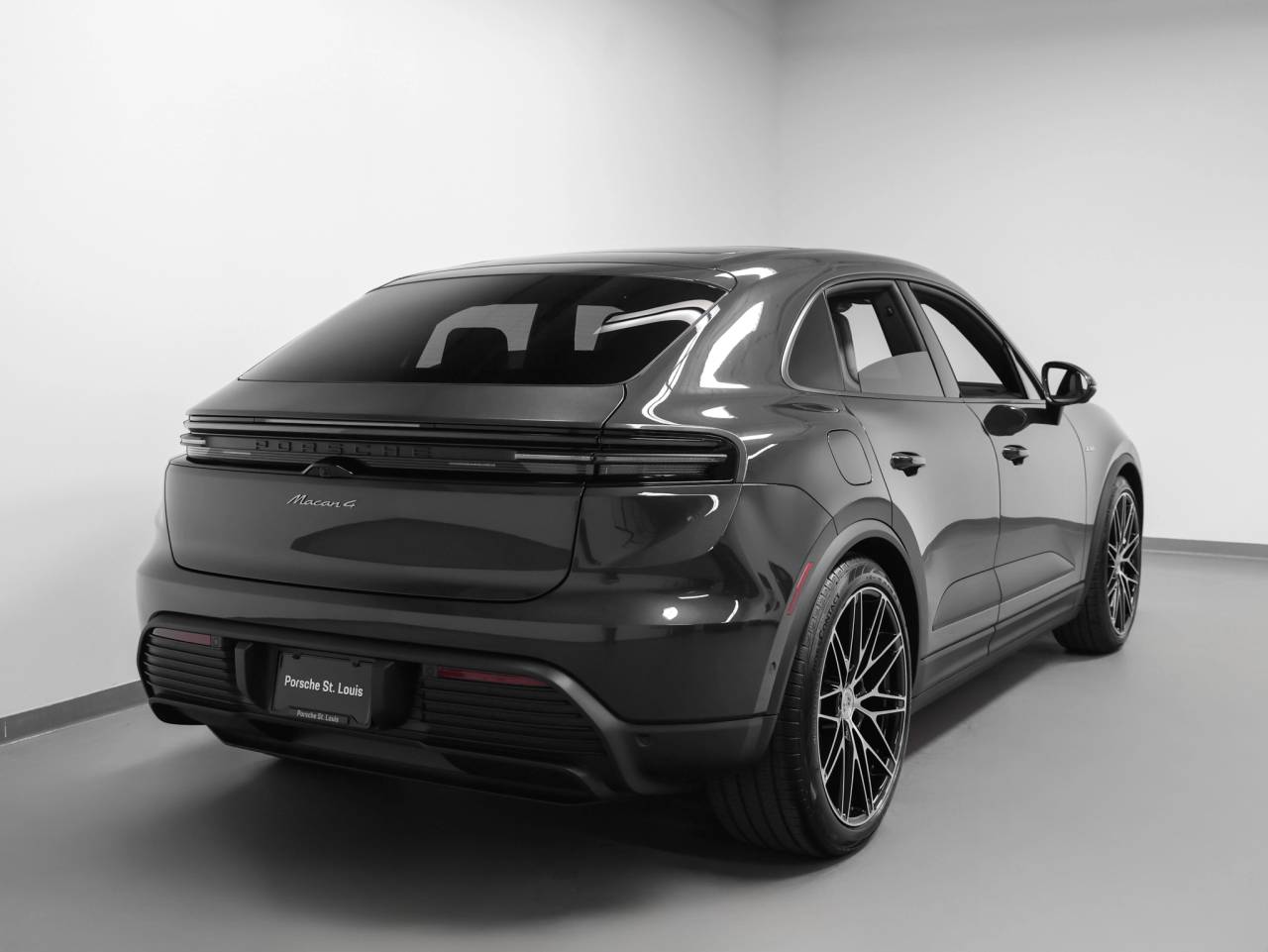 2026 Porsche Macan 4 Electric