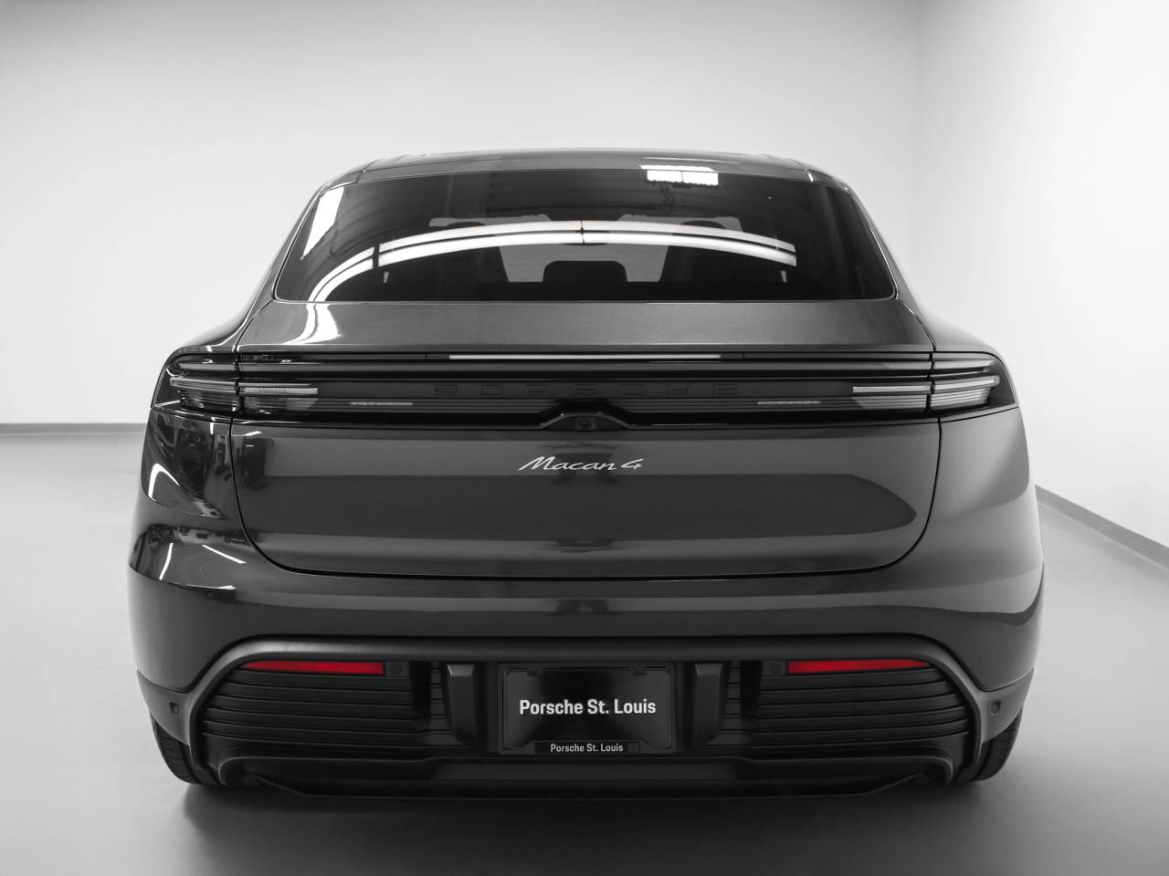 2026 Porsche Macan 4 Electric