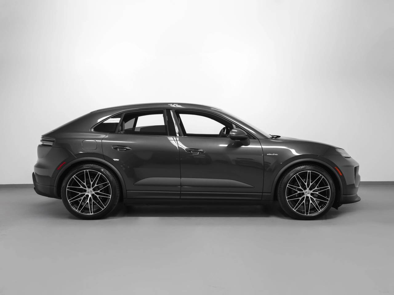 2026 Porsche Macan 4 Electric