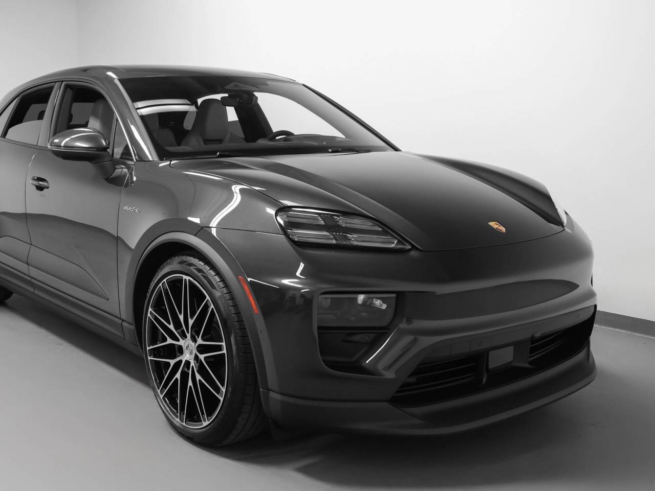 2026 Porsche Macan 4 Electric