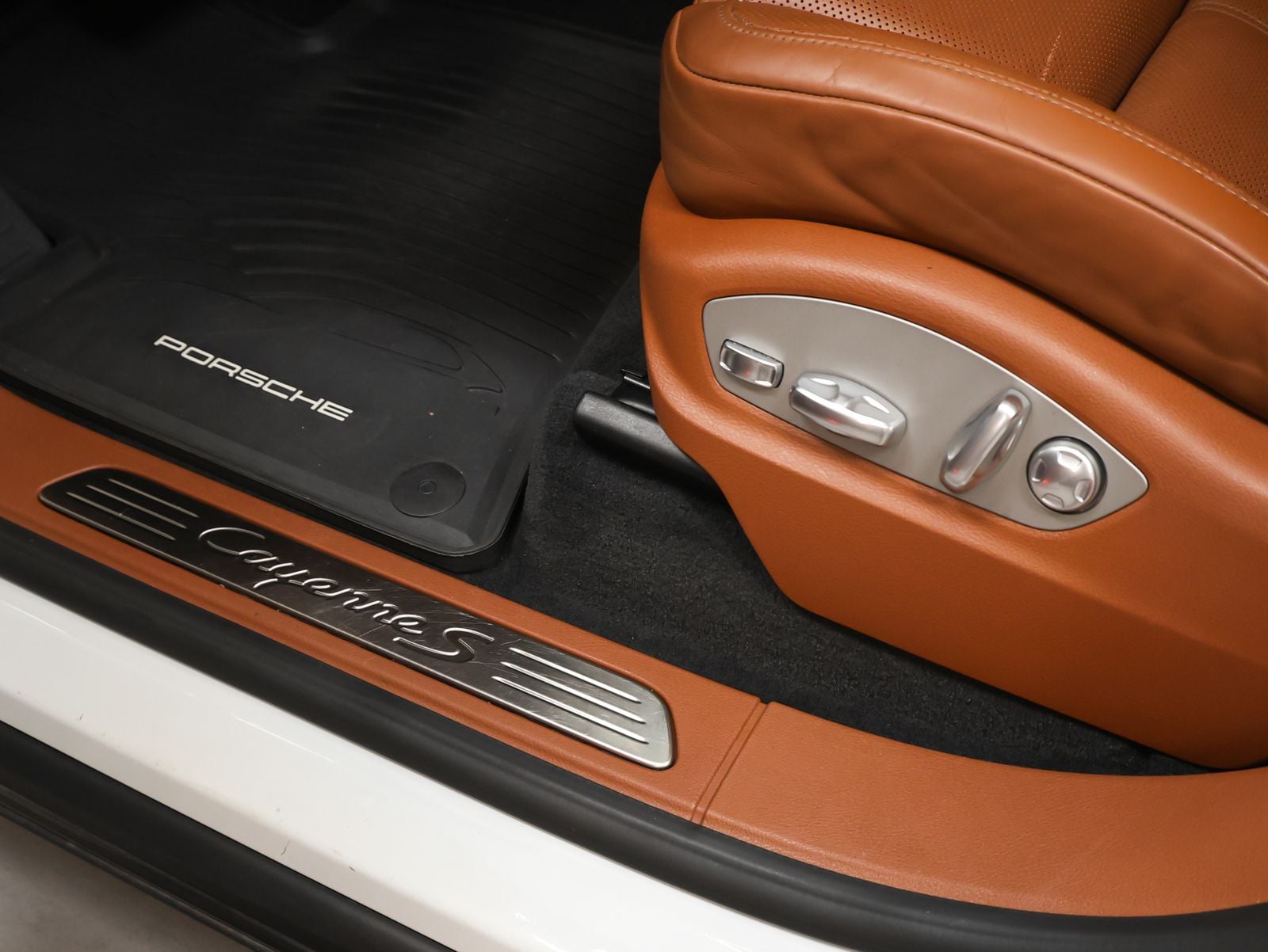 2017 Porsche Cayenne Cayenne S