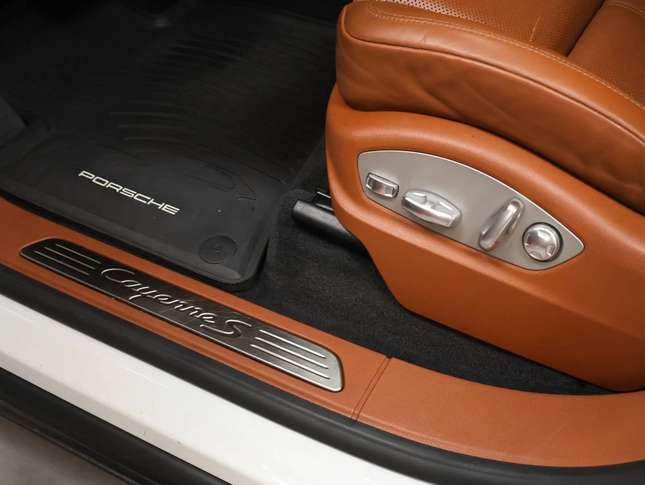 2017 Porsche Cayenne Cayenne S