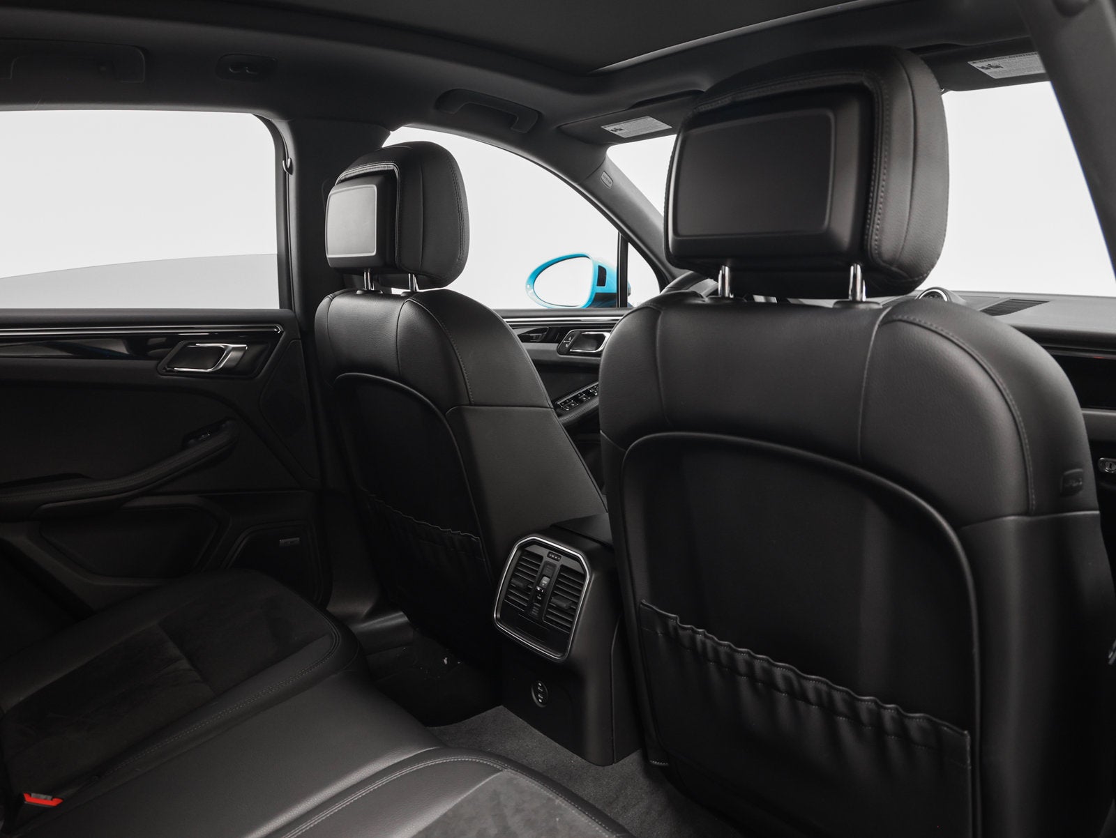 2021 Porsche Macan Macan S