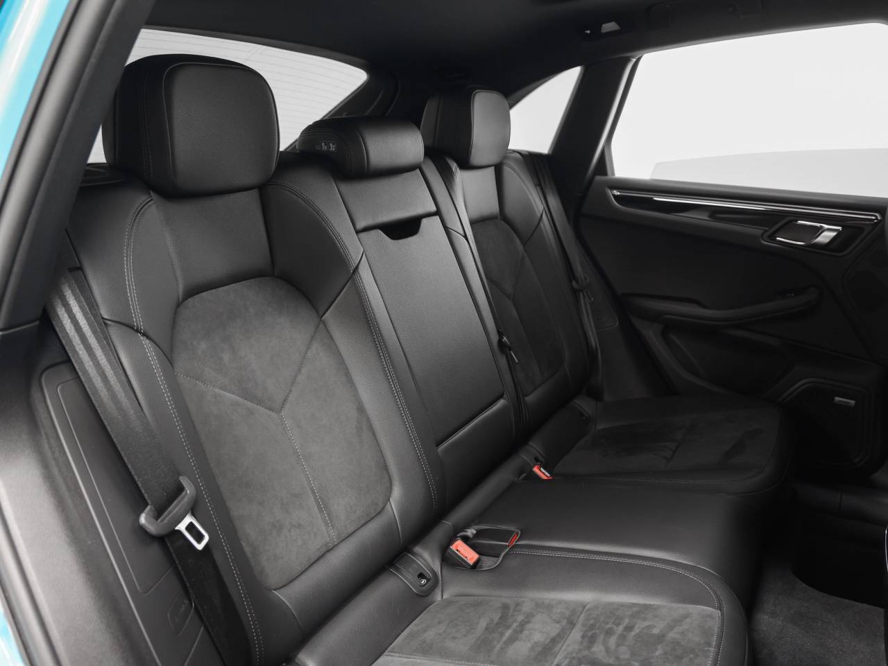2021 Porsche Macan Macan S