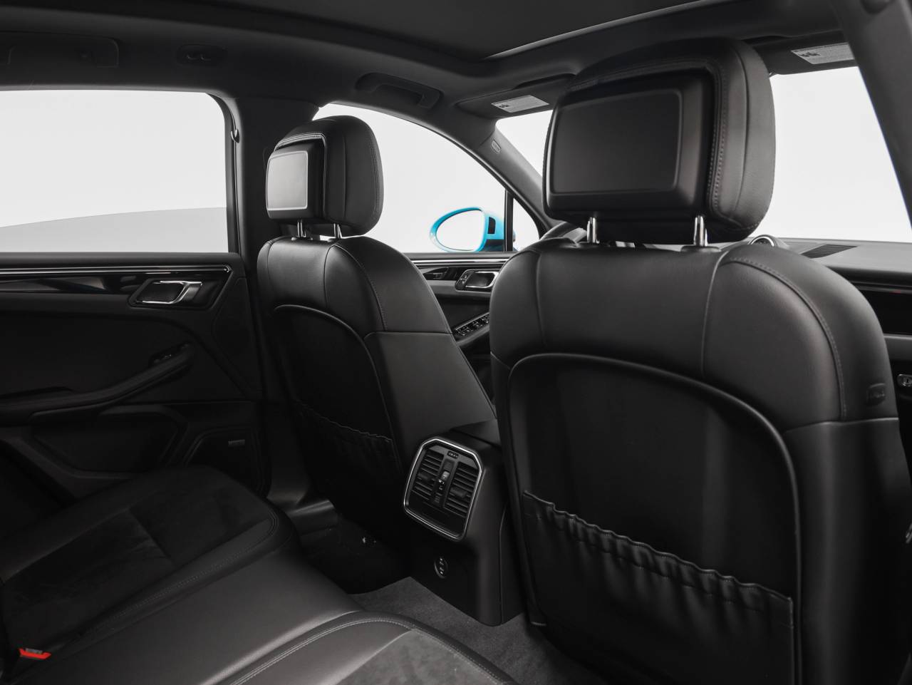 2021 Porsche Macan Macan S