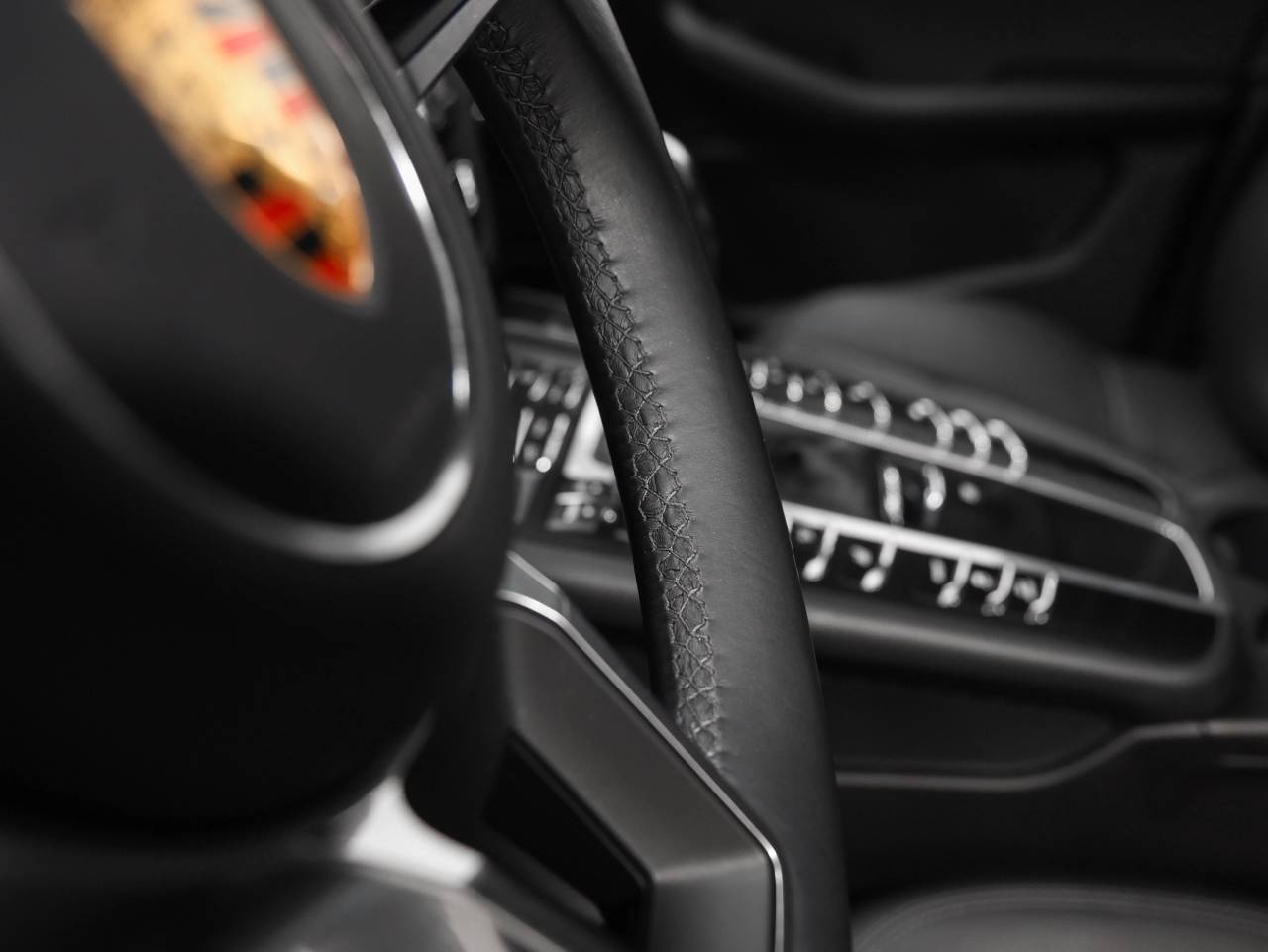 2021 Porsche Macan Macan S