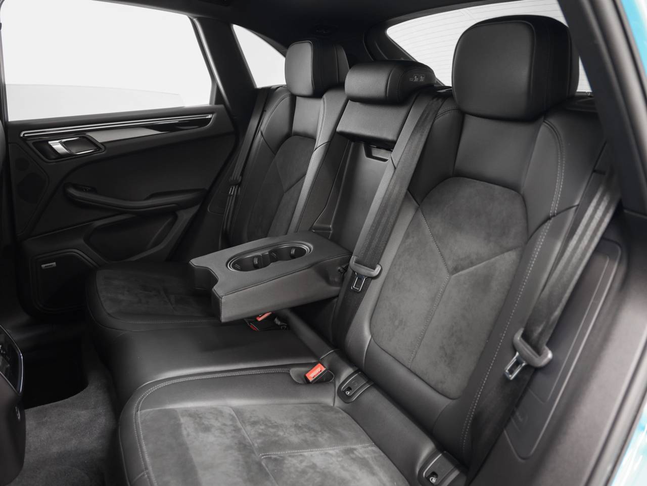 2021 Porsche Macan Macan S