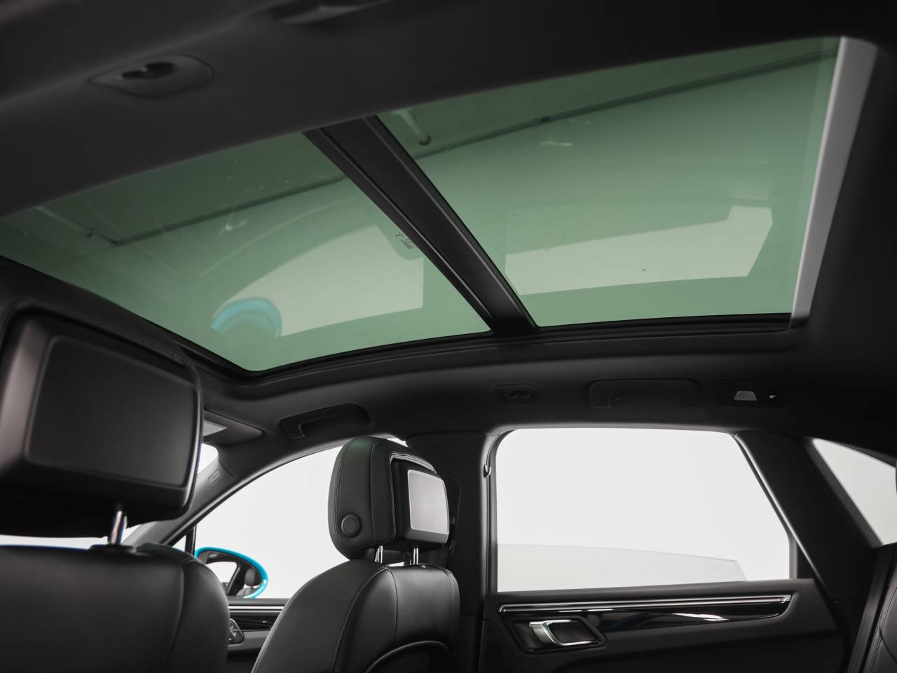 2021 Porsche Macan Macan S