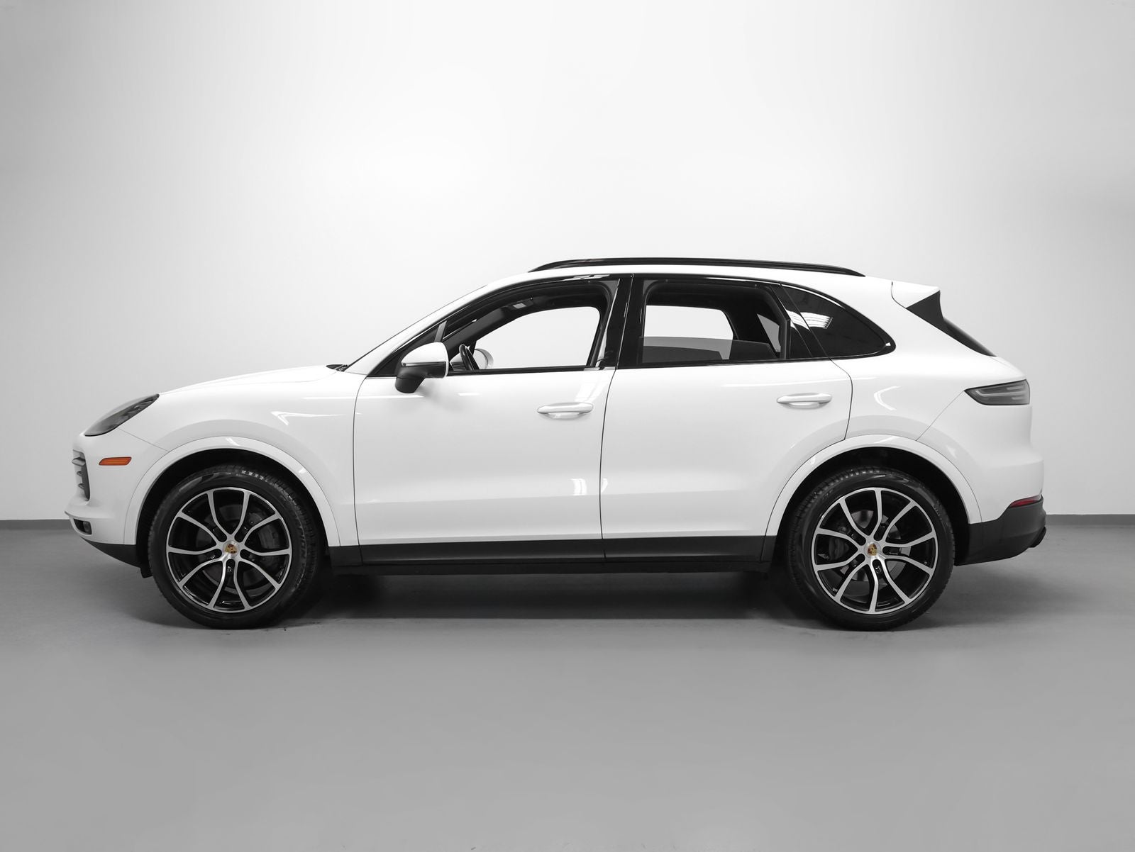 2023 Porsche Cayenne S Platinum Edition