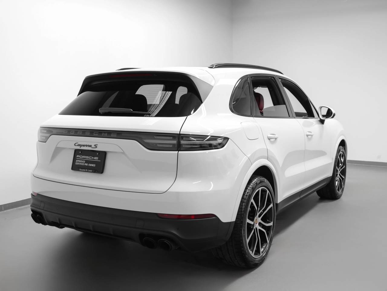 2023 Porsche Cayenne S Platinum Edition