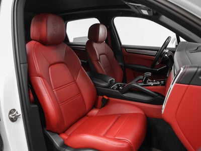 2023 Porsche Cayenne S Platinum Edition