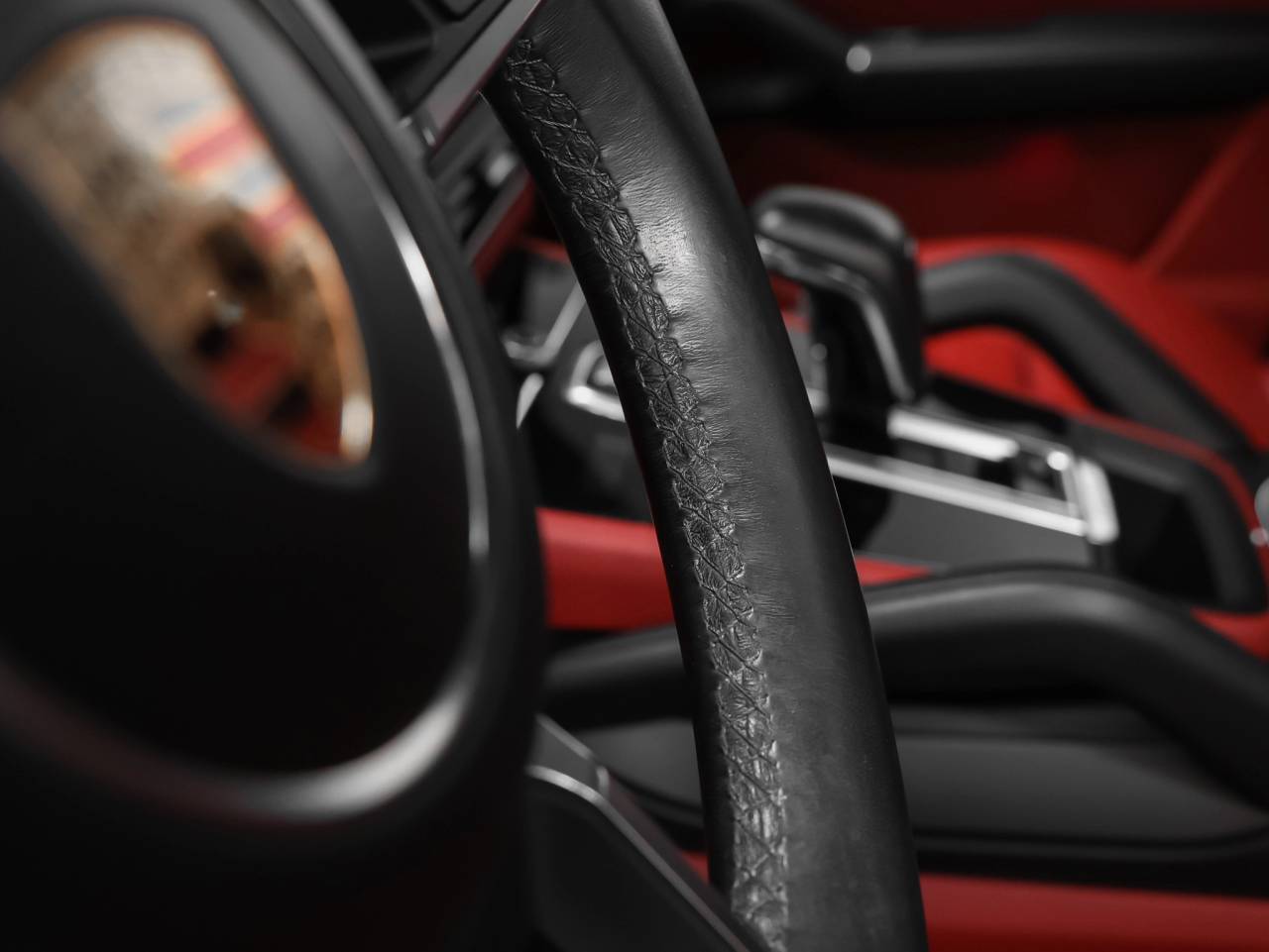 2023 Porsche Cayenne S Platinum Edition