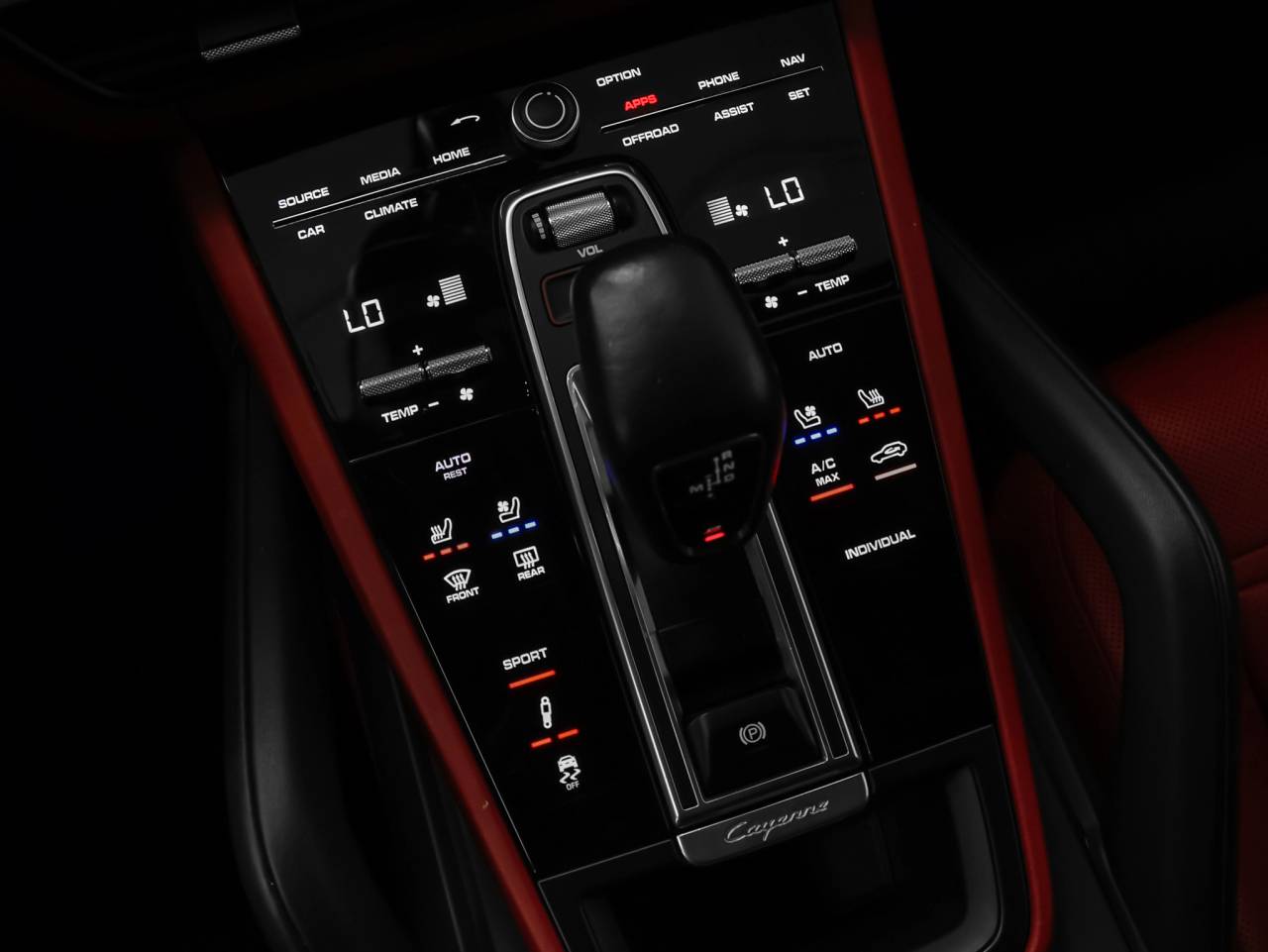 2023 Porsche Cayenne S Platinum Edition