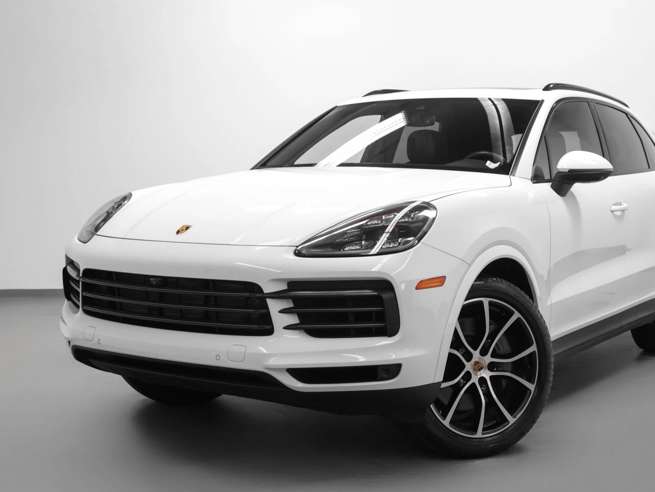 2023 Porsche Cayenne S Platinum Edition