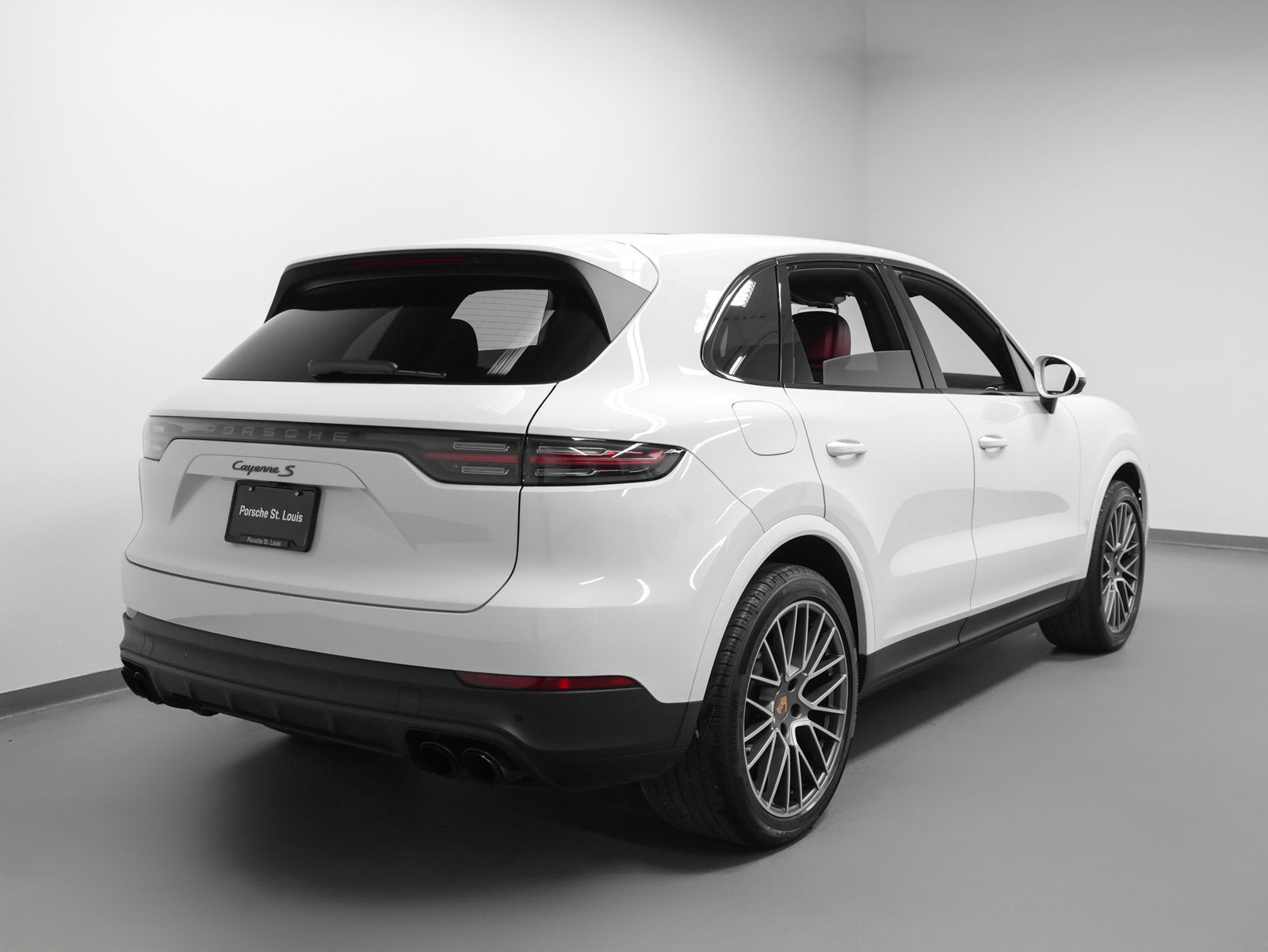 2023 Porsche Cayenne Cayenne S Platinum Edition
