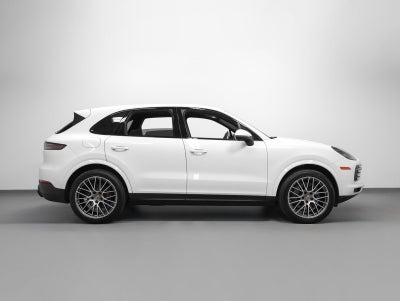 2023 Porsche Cayenne Cayenne S Platinum Edition