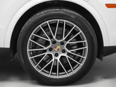 2023 Porsche Cayenne Cayenne S Platinum Edition
