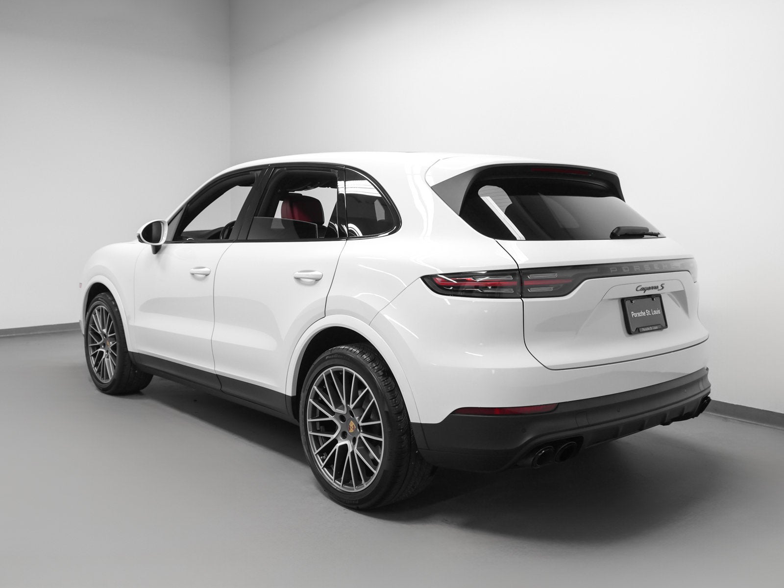2023 Porsche Cayenne Cayenne S Platinum Edition