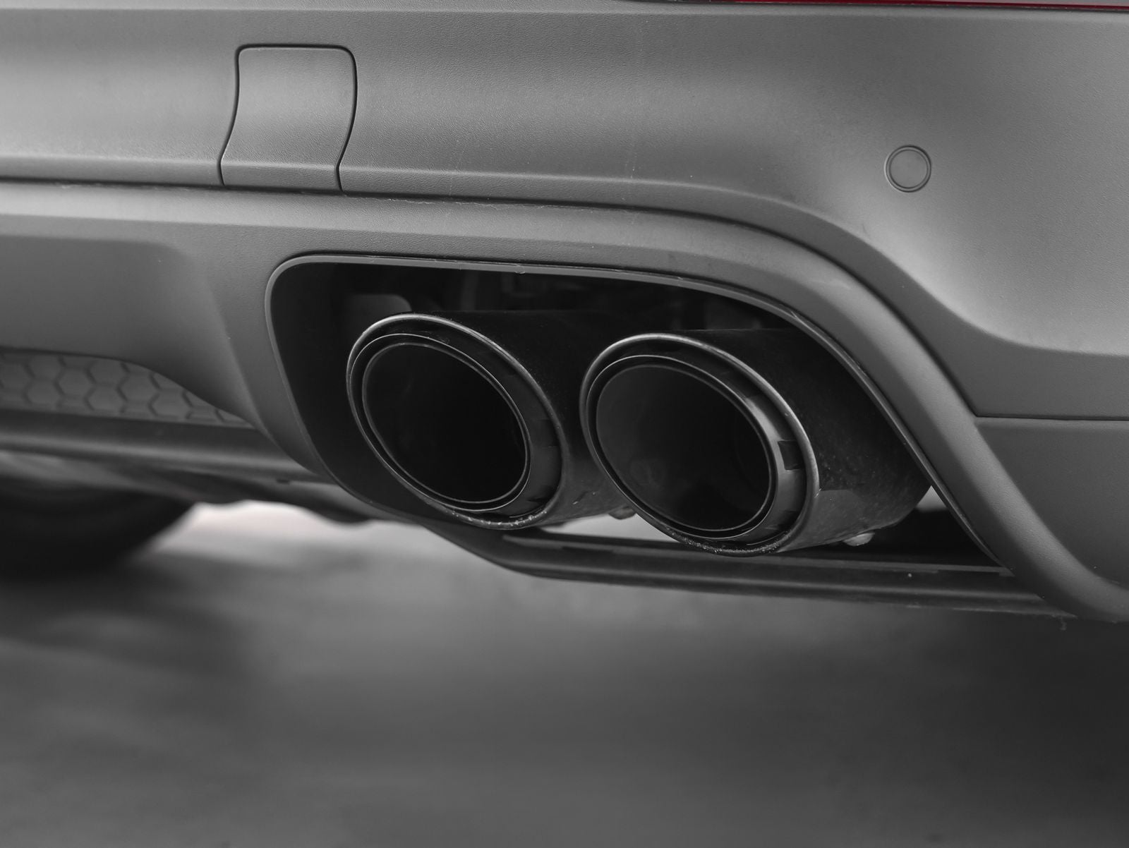 2023 Porsche Cayenne S Platinum Edition
