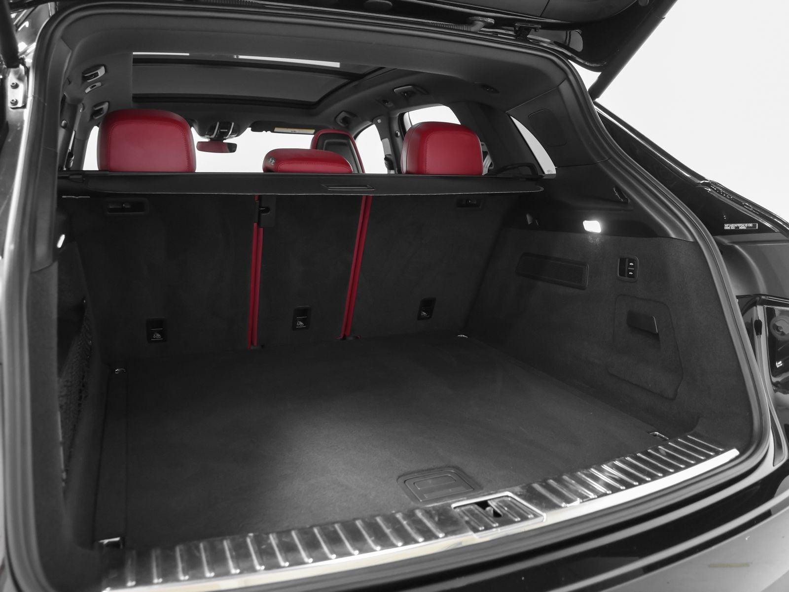 2023 Porsche Cayenne S Platinum Edition