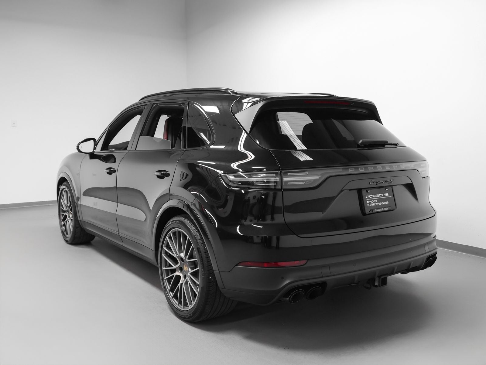 2023 Porsche Cayenne S Platinum Edition