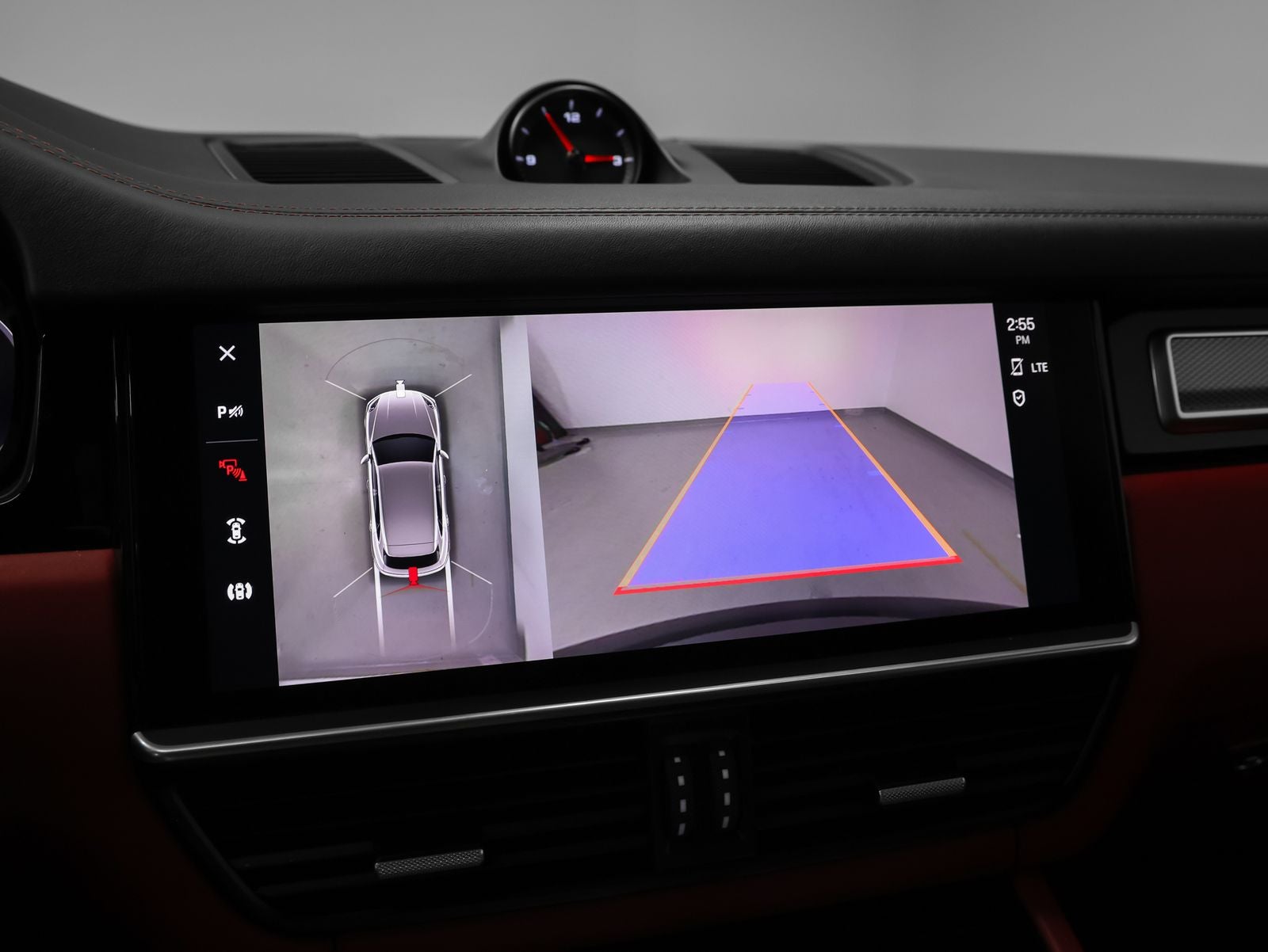 2023 Porsche Cayenne S Platinum Edition