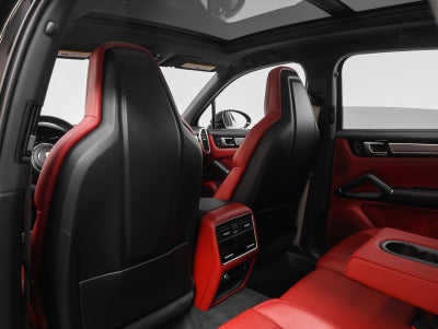 2023 Porsche Cayenne S Platinum Edition