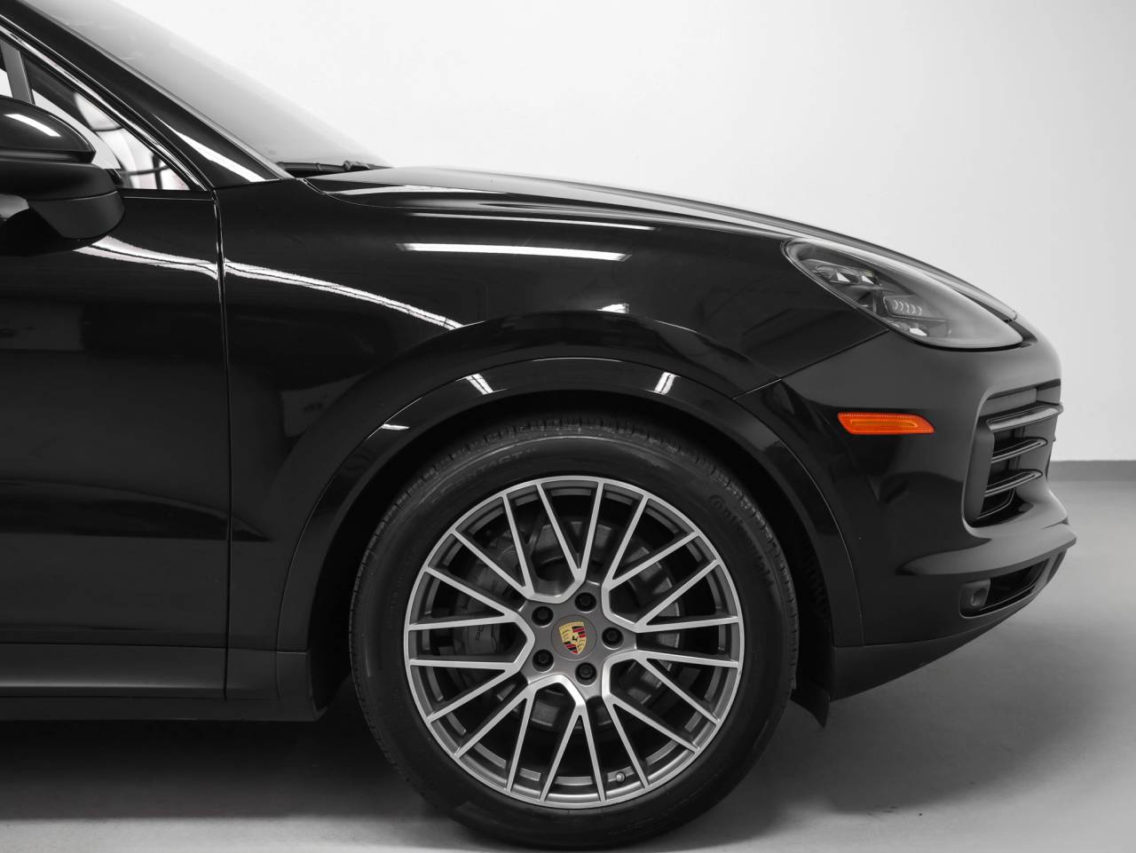 2023 Porsche Cayenne S Platinum Edition