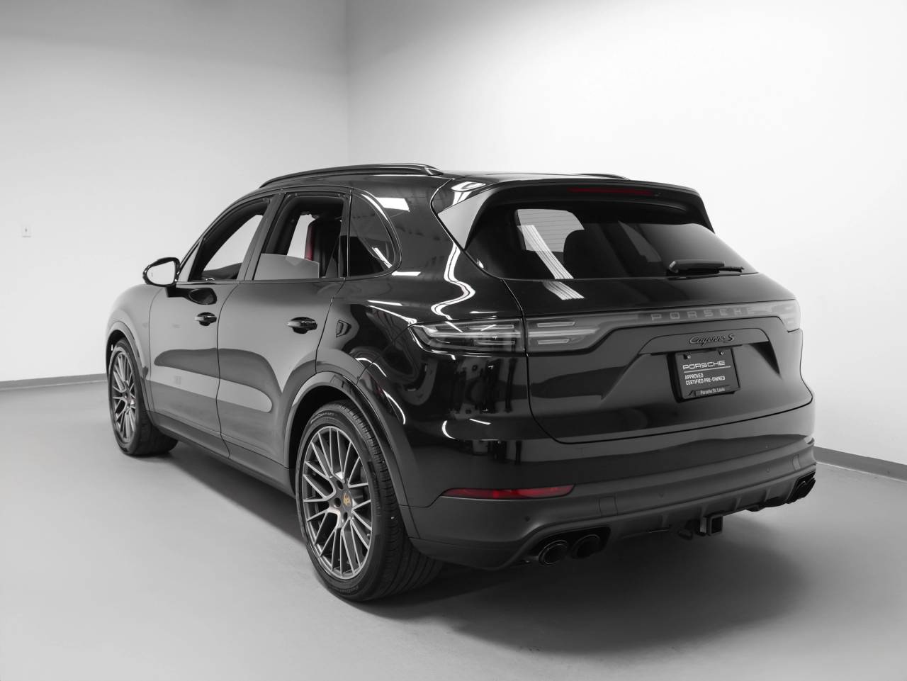 2023 Porsche Cayenne S Platinum Edition