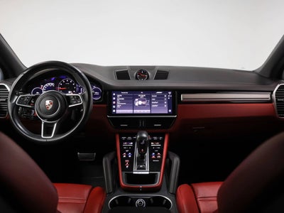 2023 Porsche Cayenne S Platinum Edition
