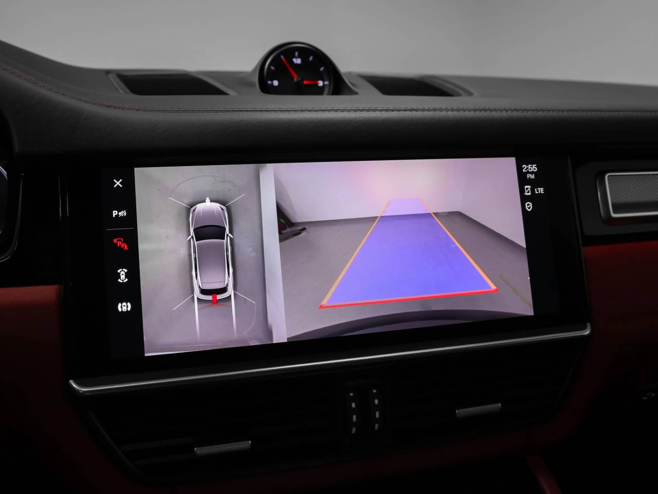 2023 Porsche Cayenne S Platinum Edition