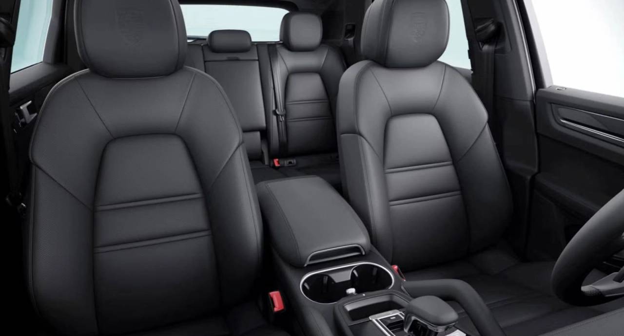 2023 Porsche Cayenne S