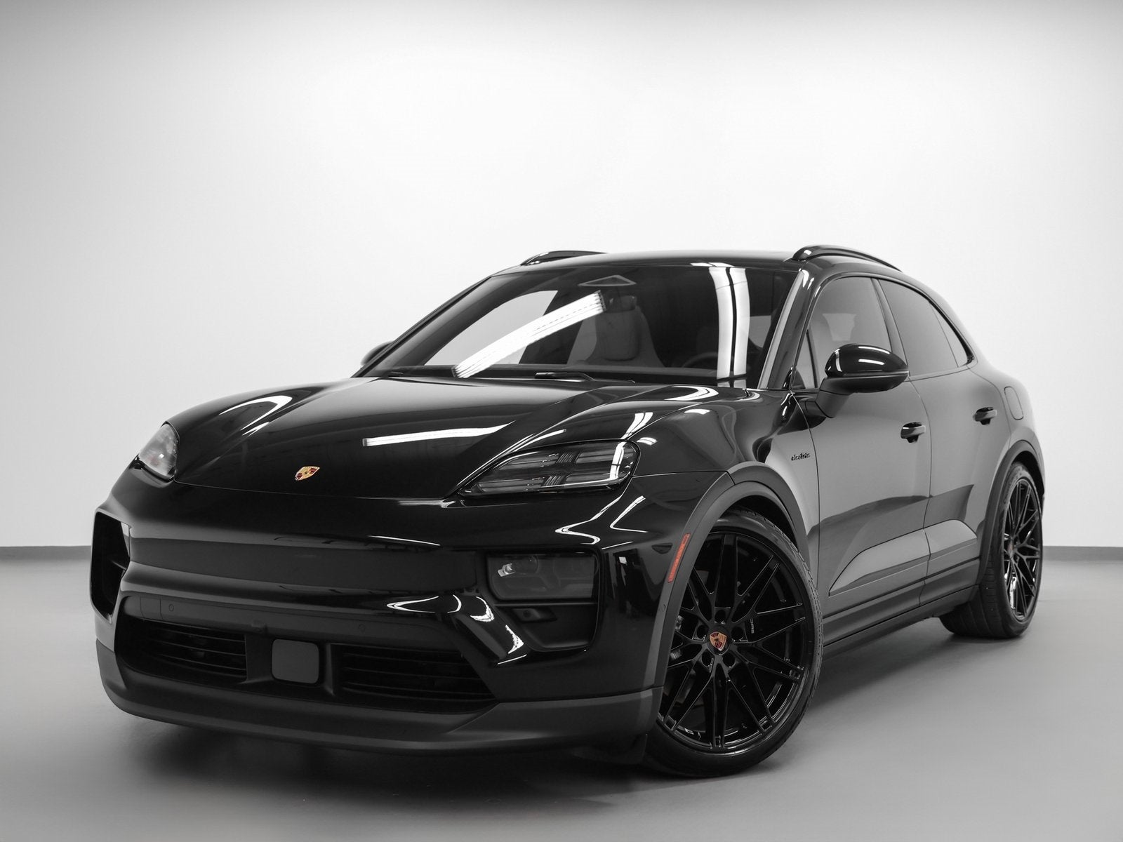 2025 Porsche Macan Electric 4S