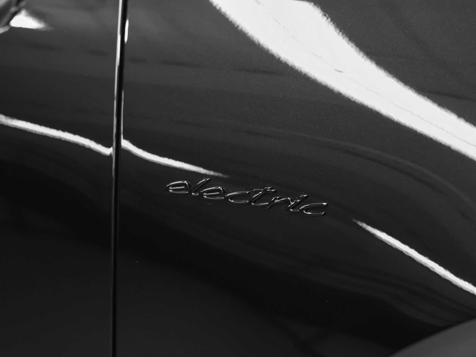 2025 Porsche Macan Electric 4S