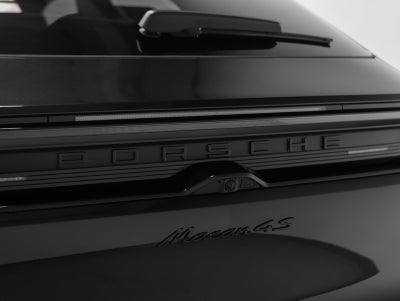 2025 Porsche Macan Electric 4S